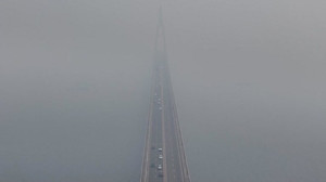 Amazon wildfires shroud Manaus in blanket of smoke