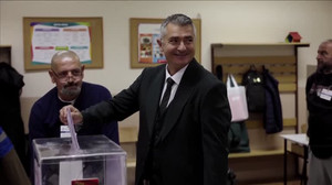 Student movement's top candidate votes in pivotal election for Serbia