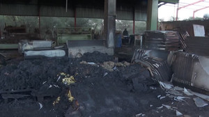 Heavy damage in Sanaa factory as Yemeni government announces offensive against Houthis