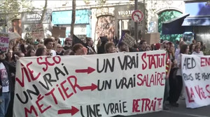 Police fire tear gas during Paris student protest