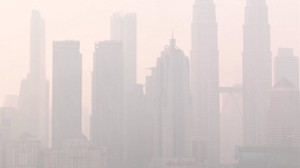 Haze blankets Kuala Lumpur as schools shut due to poor air quality