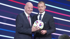 Former Spurs defender Vega declares intention to run against Infantino
