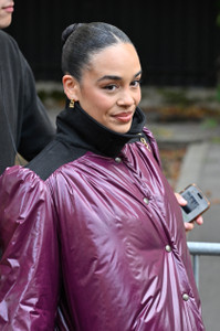 PFW Chloe Outside Arrivals JR