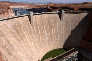 Lake Powell hits lowest ever recorded water levels