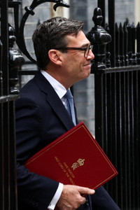 UK PM Burnham's government holds its first annual budget