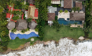 Hurricane Simon churns off Mexico's Pacific coast